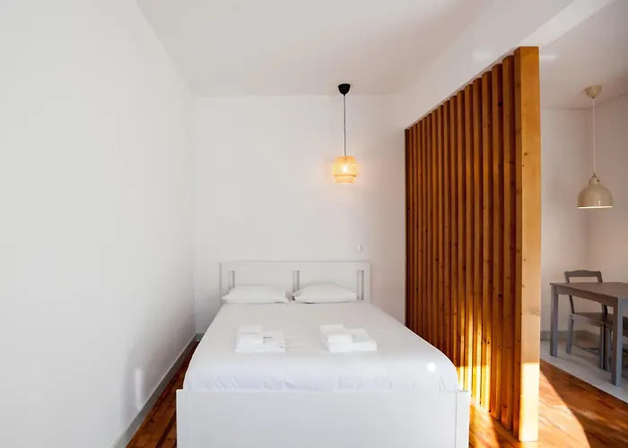 Flh Benfica Modest * リスボン