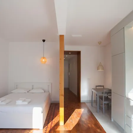 Flh Benfica Modest Lisboa